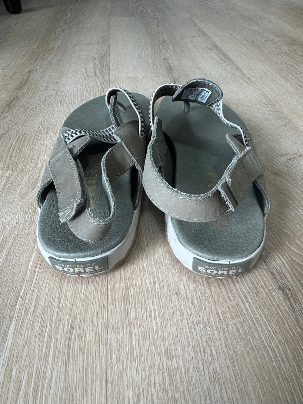 Sorel Gray Striped Elastic Thong Sandals